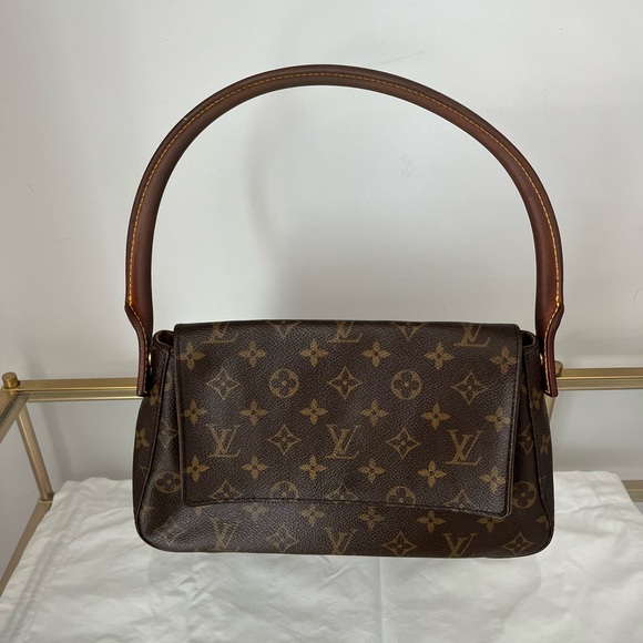 Louis Vuitton Handbags - Authentic Louis Vuitton Monogram Canvas Looping PM Handbag